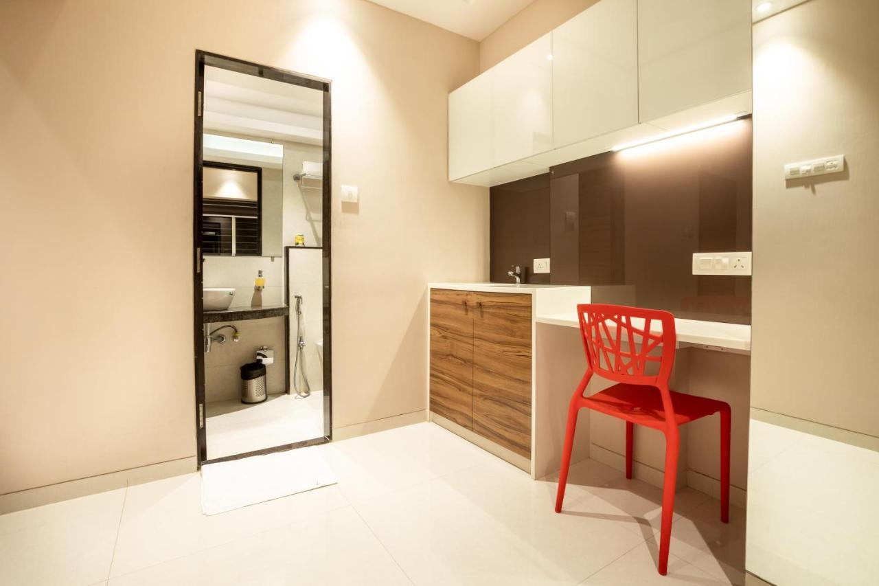 Hotel Pacific Residency - Andheri Mumbai Bagian luar foto